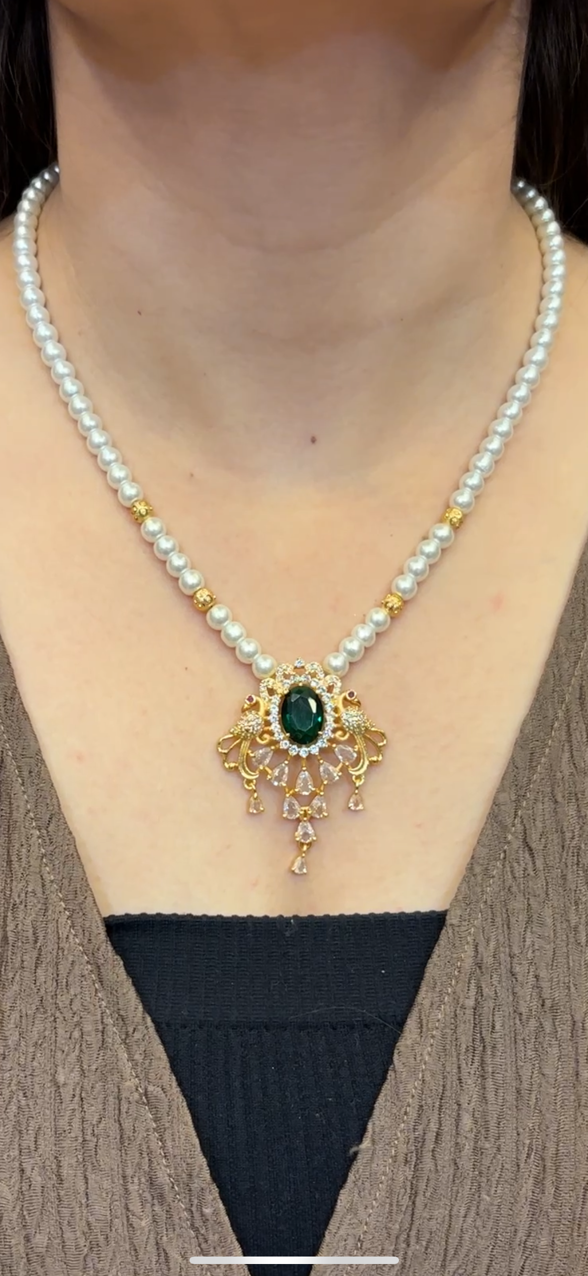 Double Mayur on Stylish Pearl Set