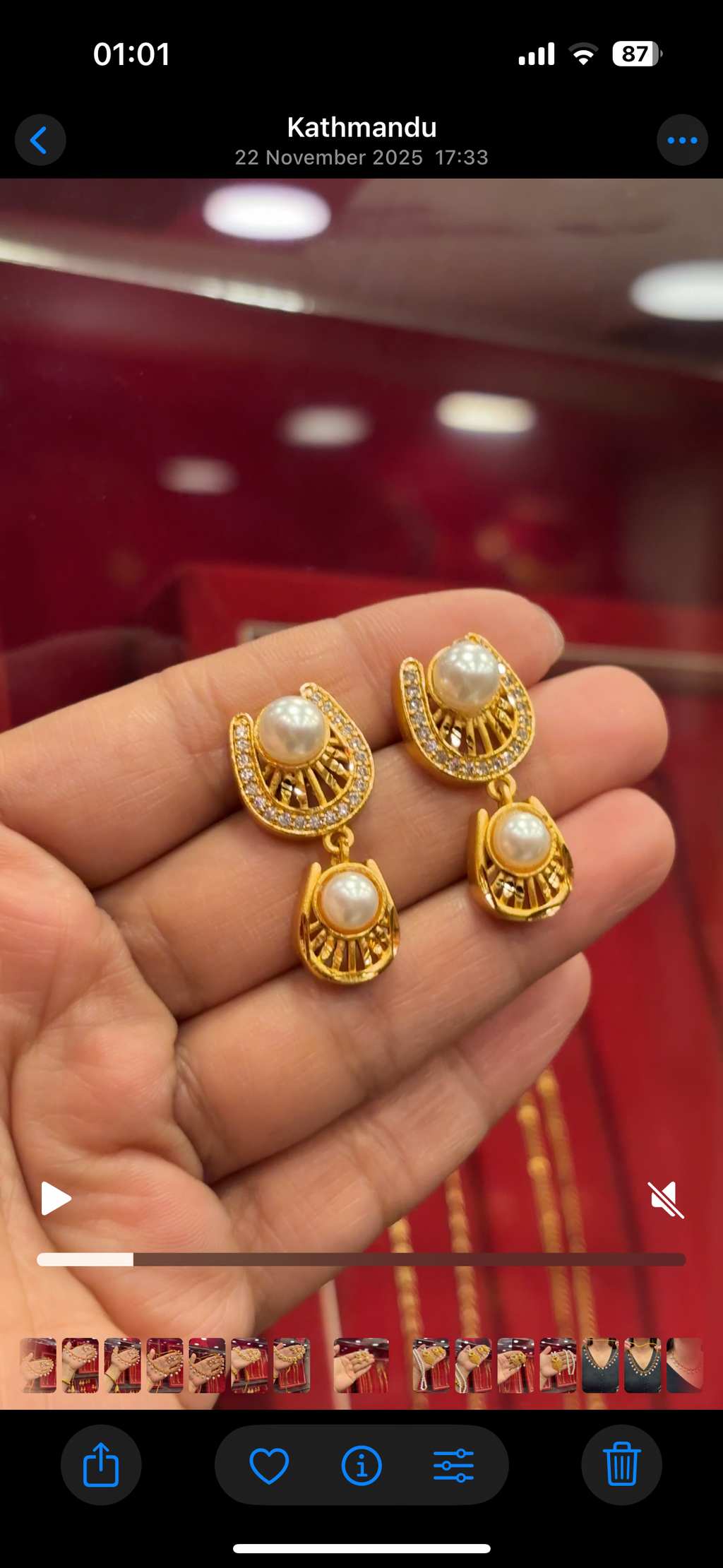 Royal Pearl Grace ( With Earrings )