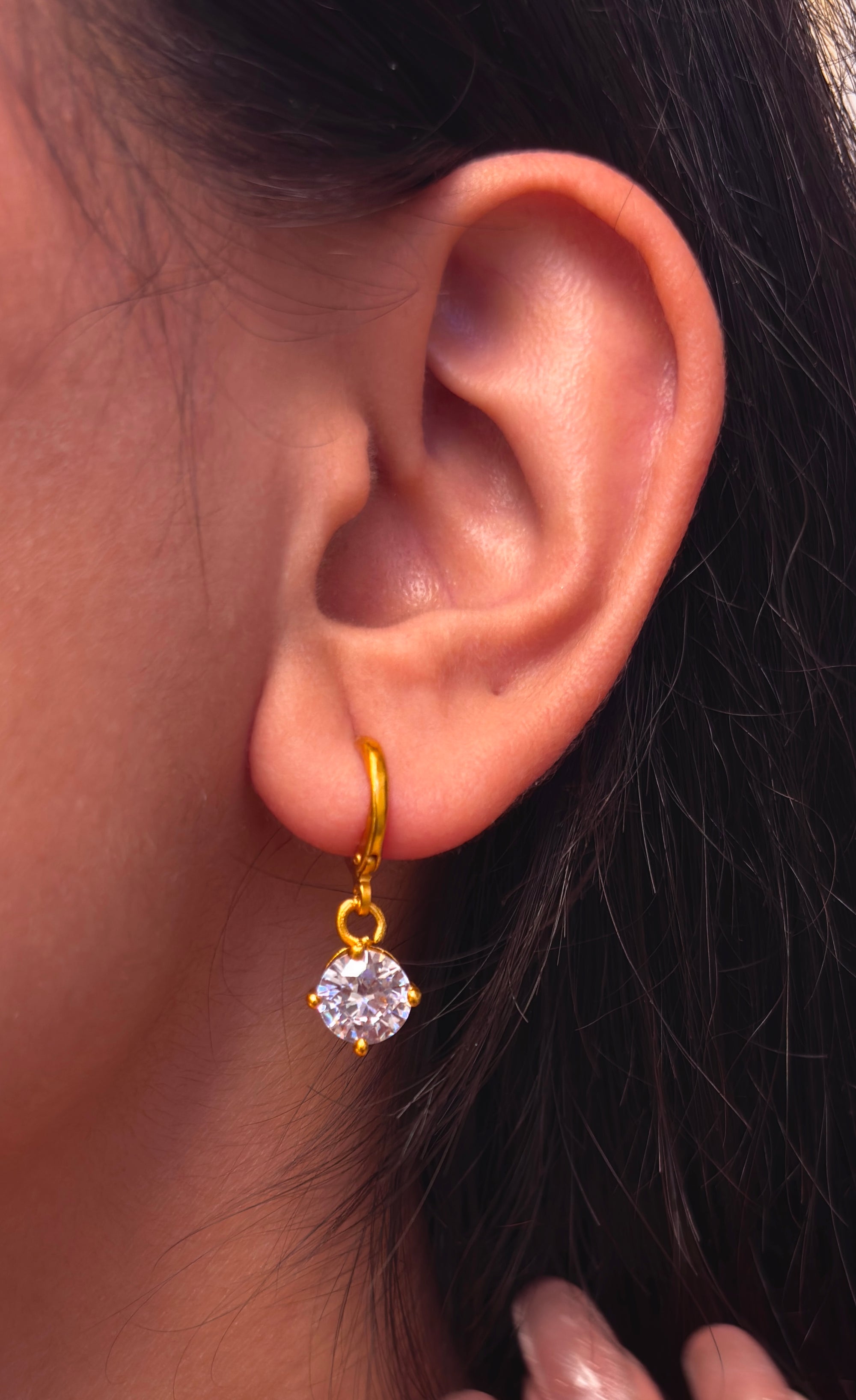 White Stone Combo Set (Pendant & chain + EarTops + Ring) Limited Time Offer