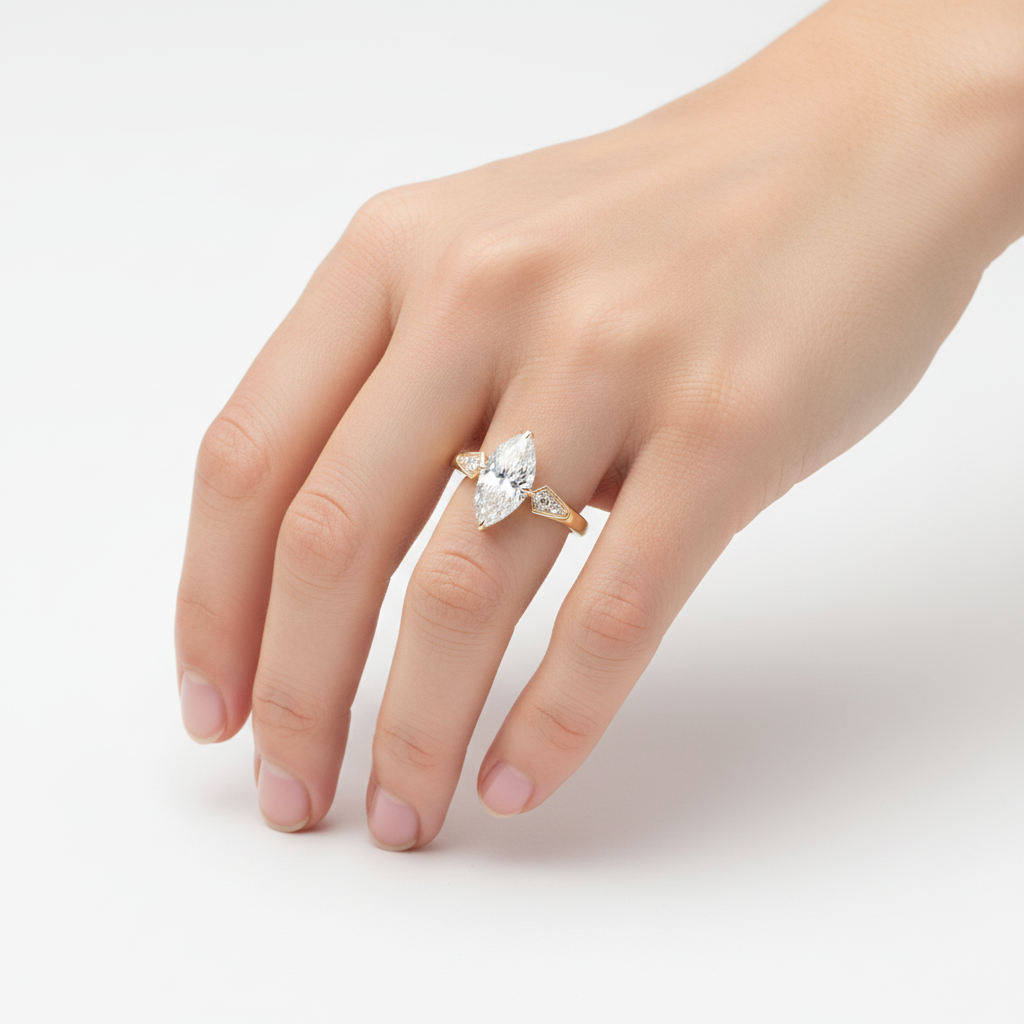 Ring on Hand - Diagonal Angle