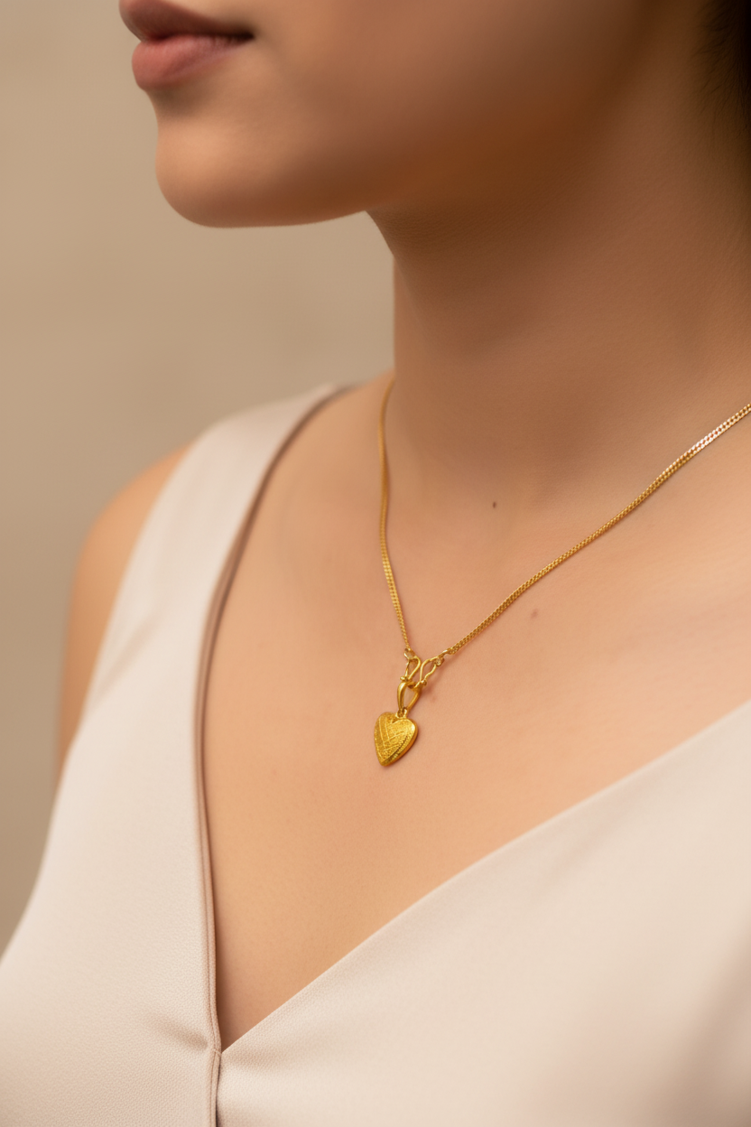 Heart Pendant (18 inches chain )