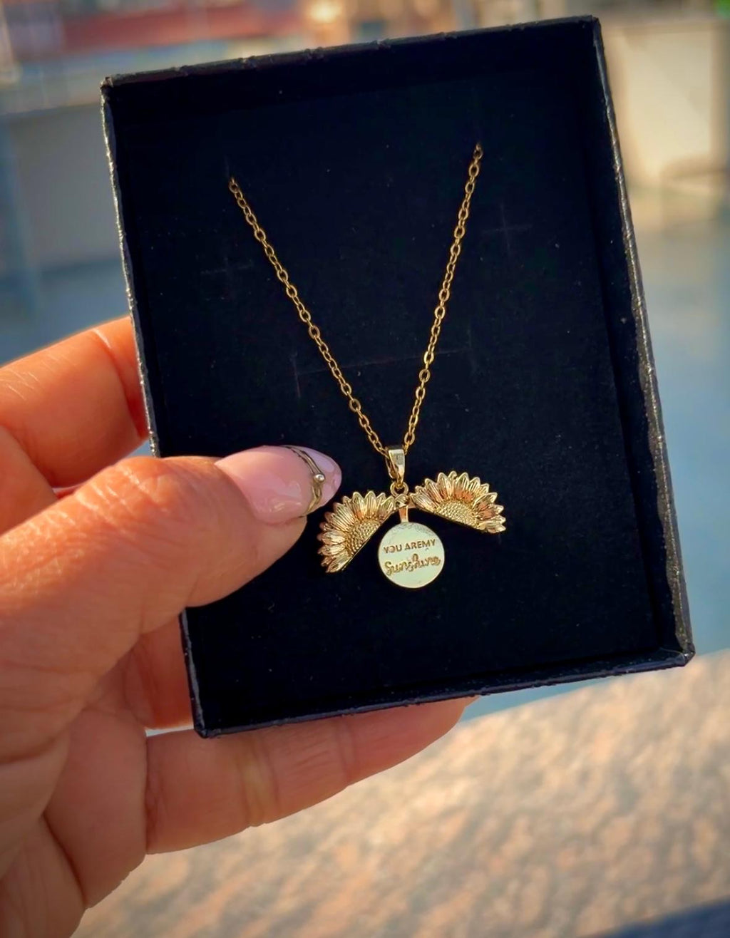 Openable ( You are My sunshine Pendant )